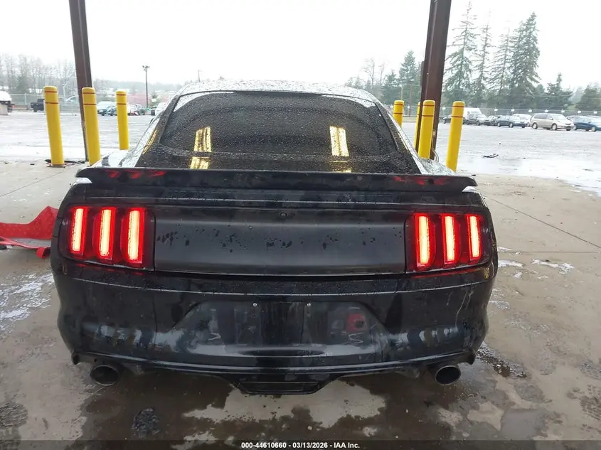 2015 FORD MUSTANG V6