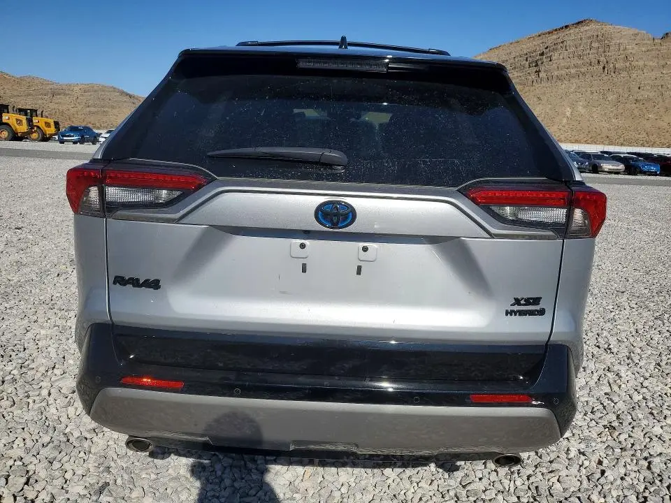 2024 TOYOTA RAV4 XSE  