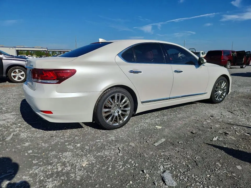 2016 LEXUS LS 460  
