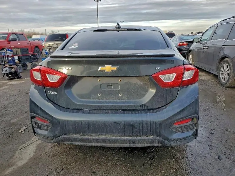 2018 CHEVROLET CRUZE LT  