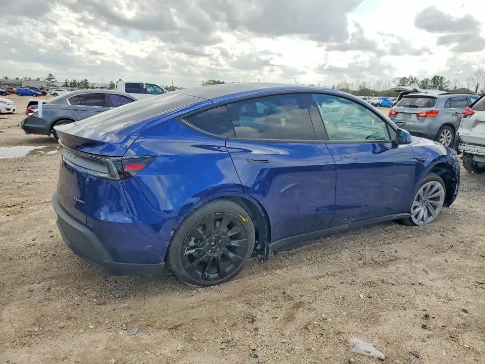 2026 TESLA MODEL Y   