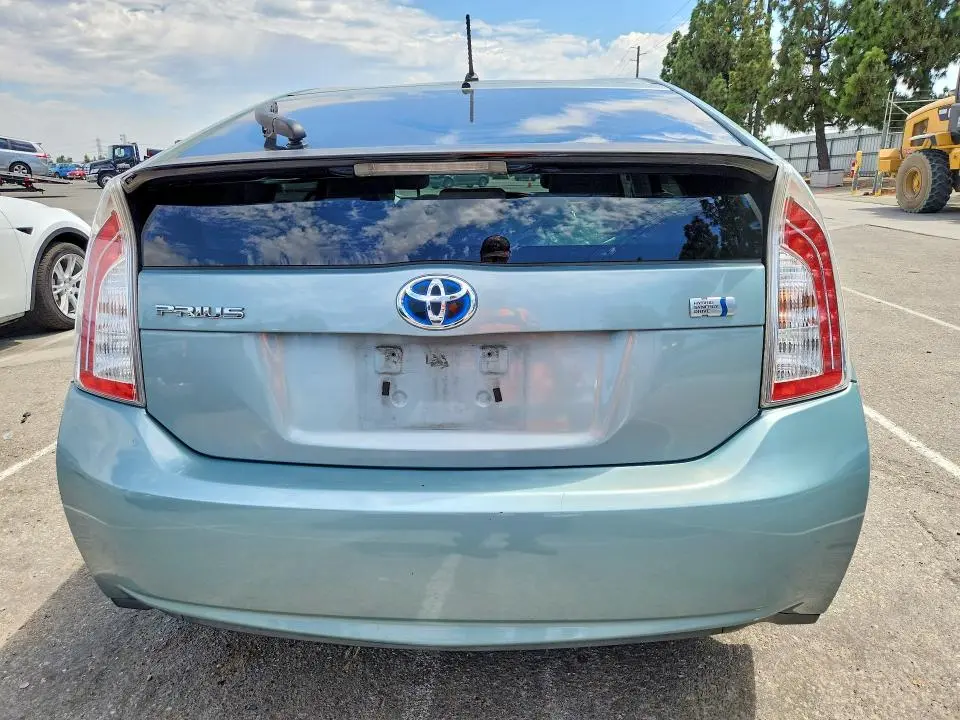 2012 TOYOTA PRIUS TWO  