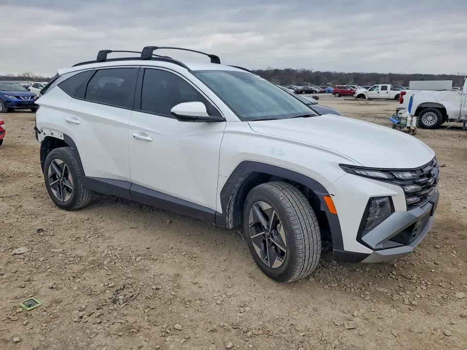 2026 HYUNDAI TUCSON SEL  