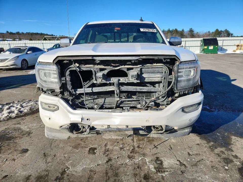 2017 GMC SIERRA K1500 SLT  
