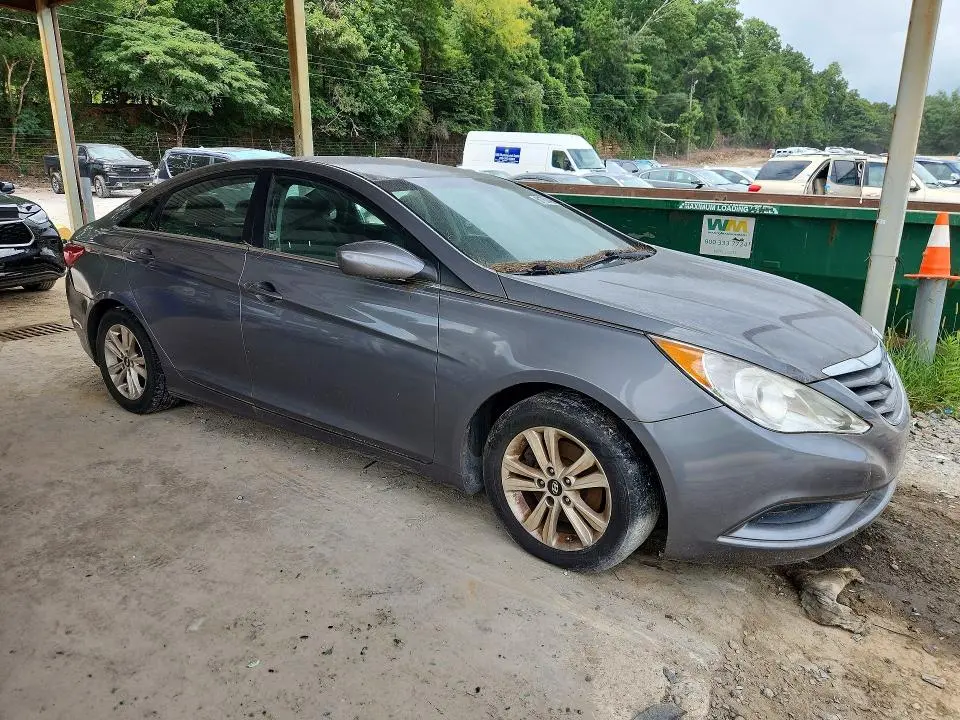 2012 HYUNDAI SONATA GLS  