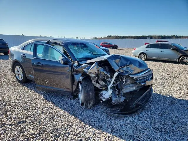 2016 FORD TAURUS SE  