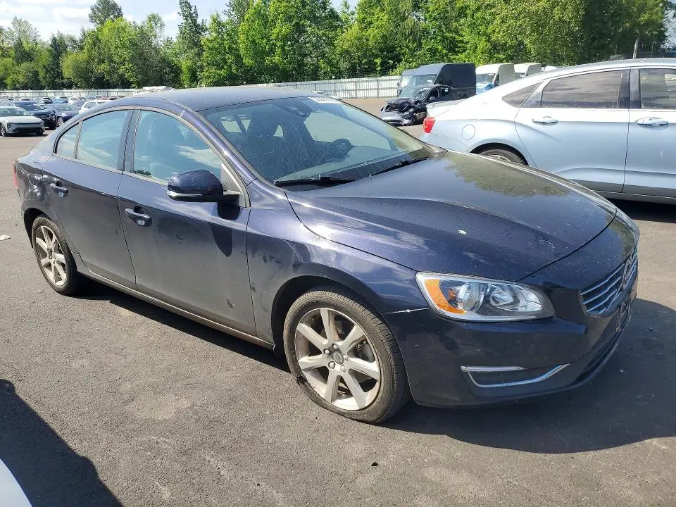 2016 VOLVO S60   