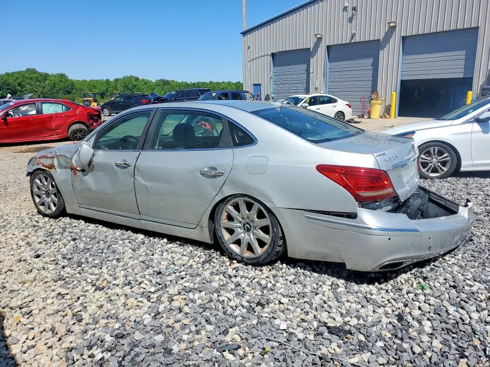 2011 HYUNDAI EQUUS SIGNATURE  