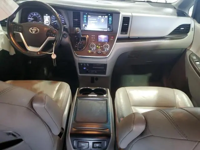 2015 TOYOTA SIENNA XLE  