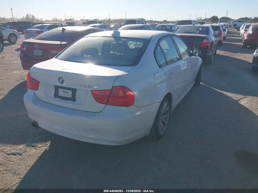 2011 BMW 328I  