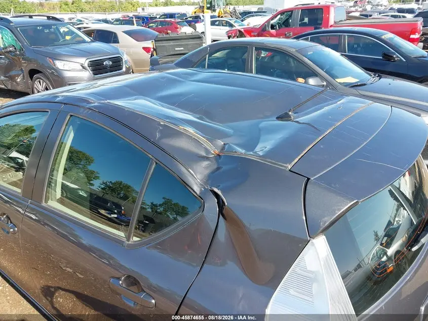 2014 TOYOTA PRIUS C TWO