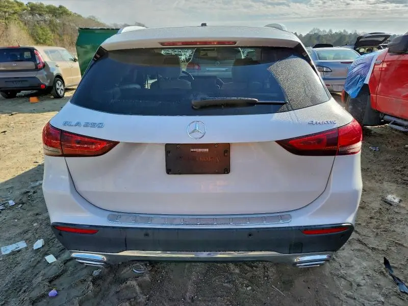2023 MERCEDES-BENZ GLA 250 4MATIC  