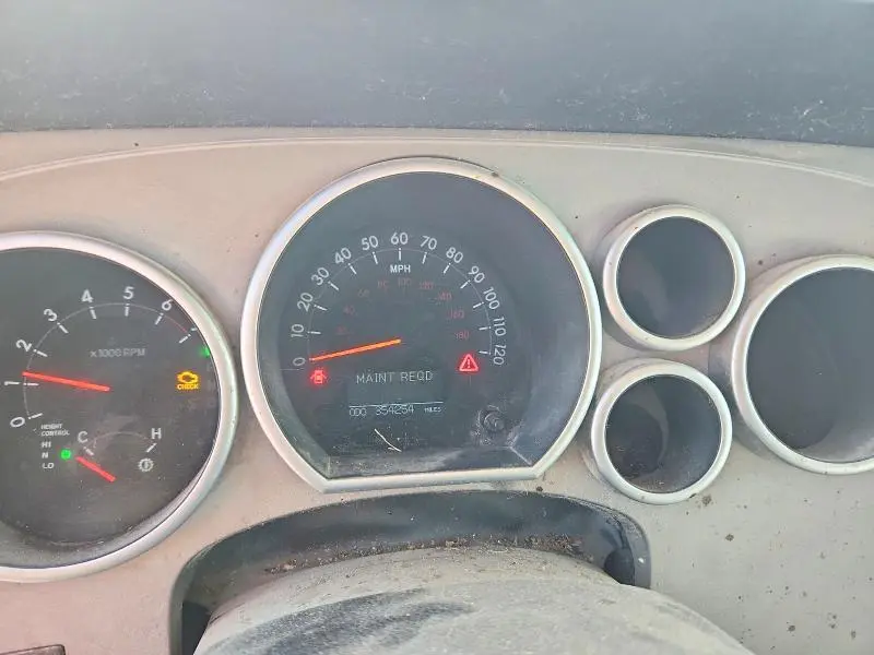 2011 TOYOTA SEQUOIA PLATINUM  