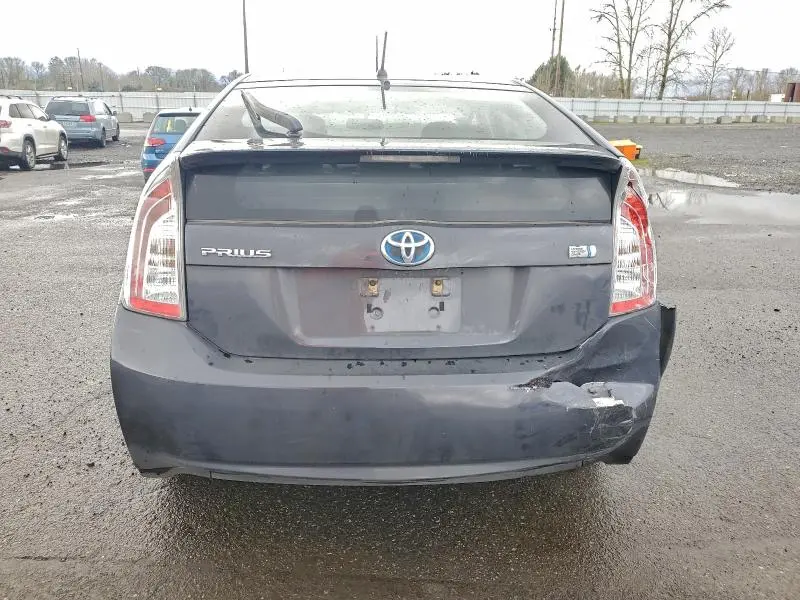 2013 TOYOTA PRIUS   