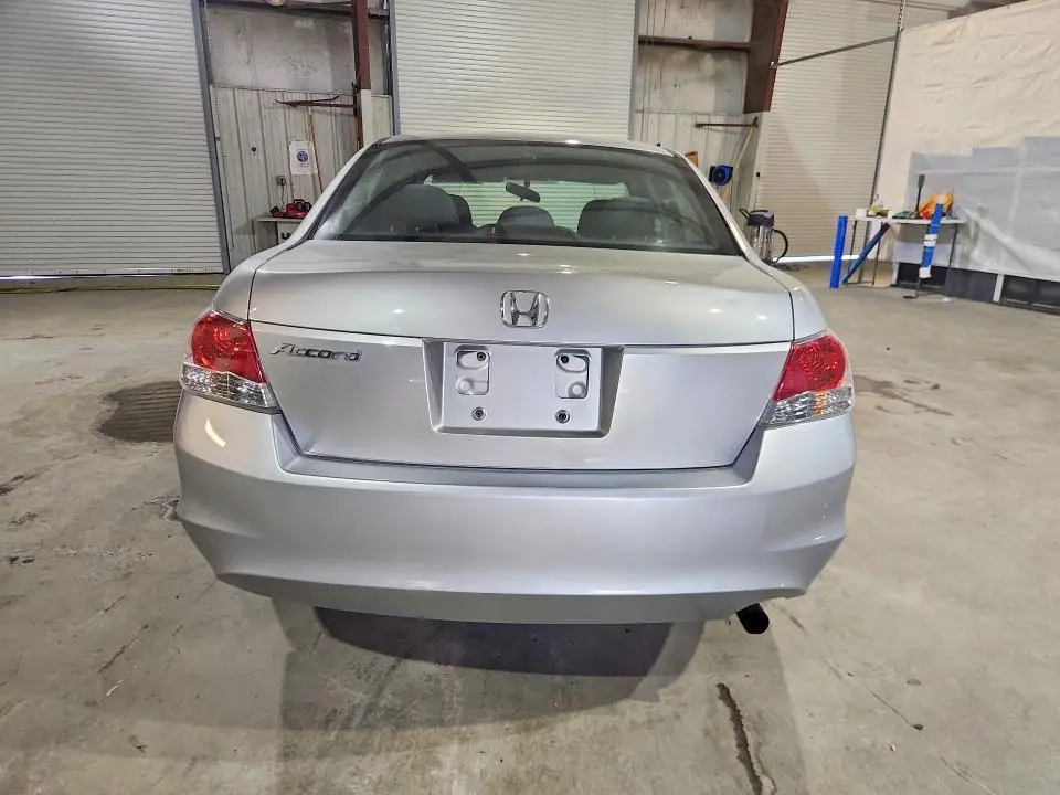 2010 HONDA ACCORD LX  