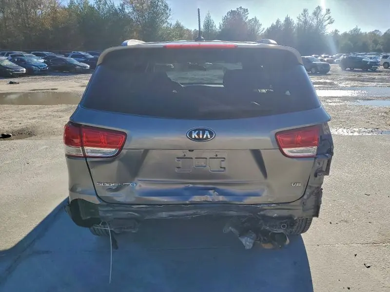 2016 KIA SORENTO LX  