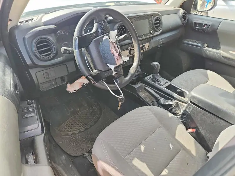 2022 TOYOTA TACOMA SR  