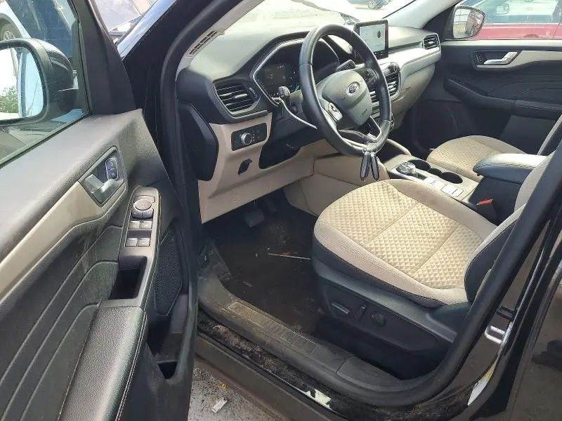 2021 FORD ESCAPE   
