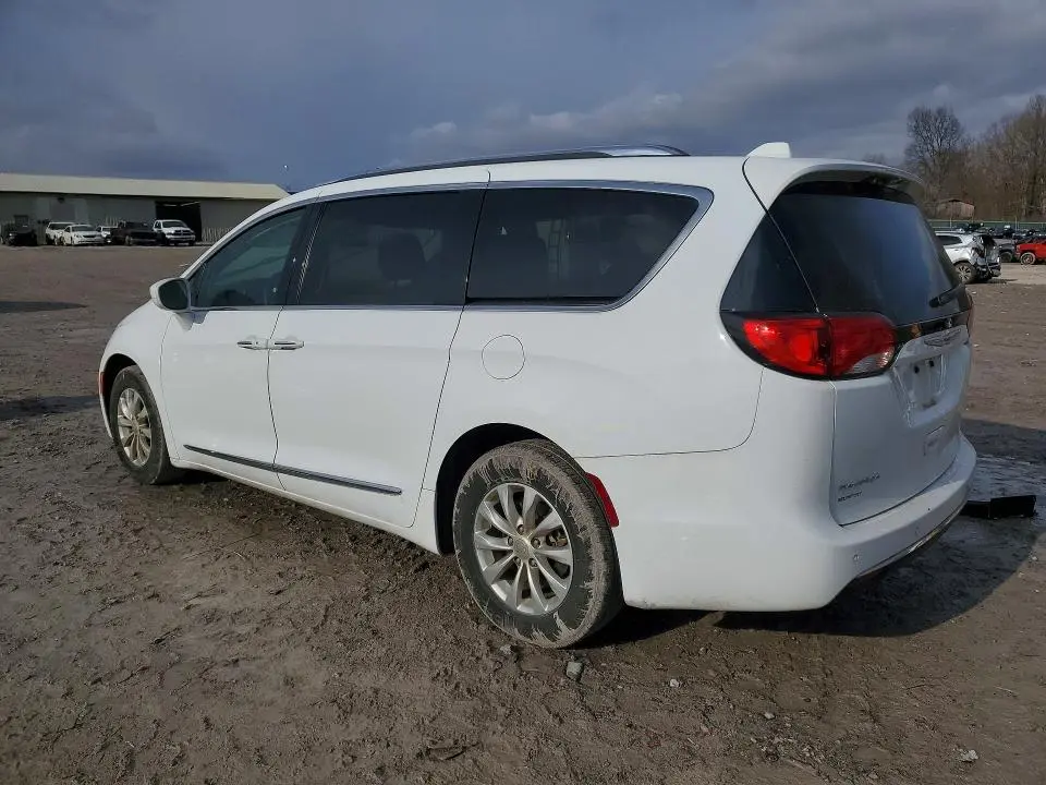 2019 CHRYSLER PACIFICA TOURING L  