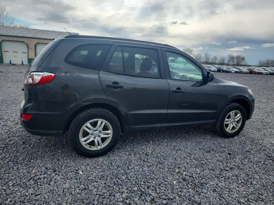 2010 HYUNDAI SANTA FE GLS  