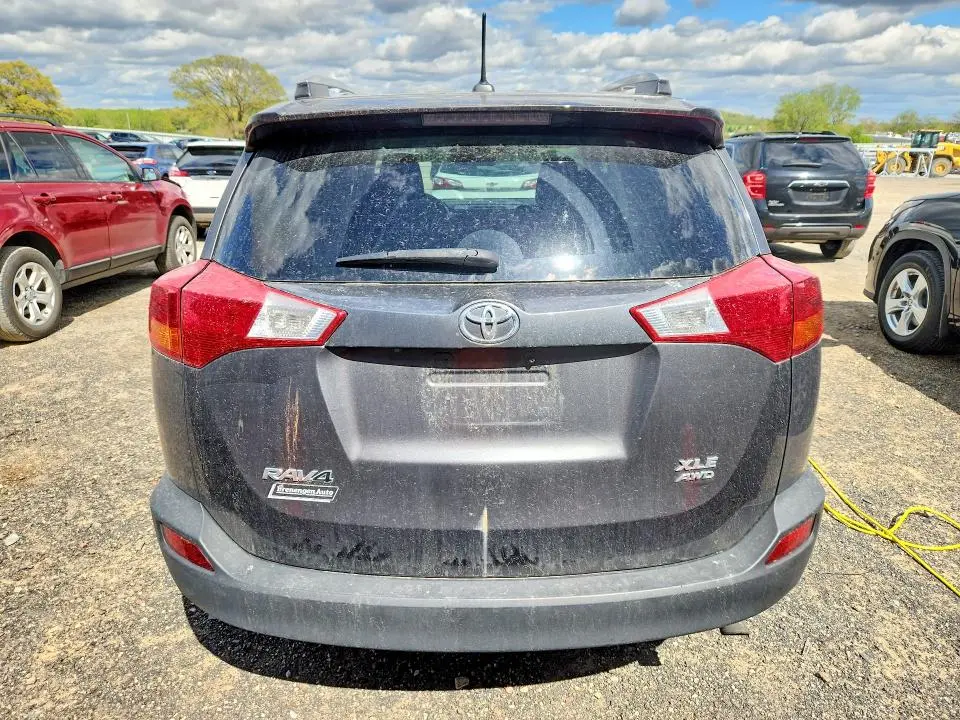 2014 TOYOTA RAV4 XLE  