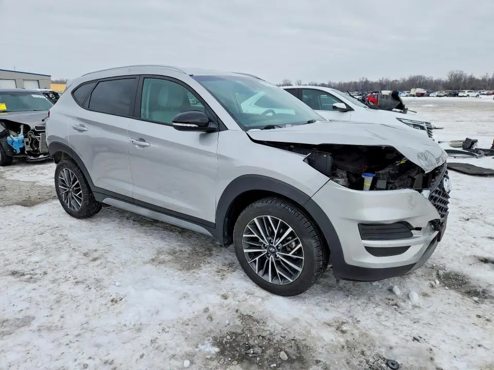 2021 HYUNDAI TUCSON   