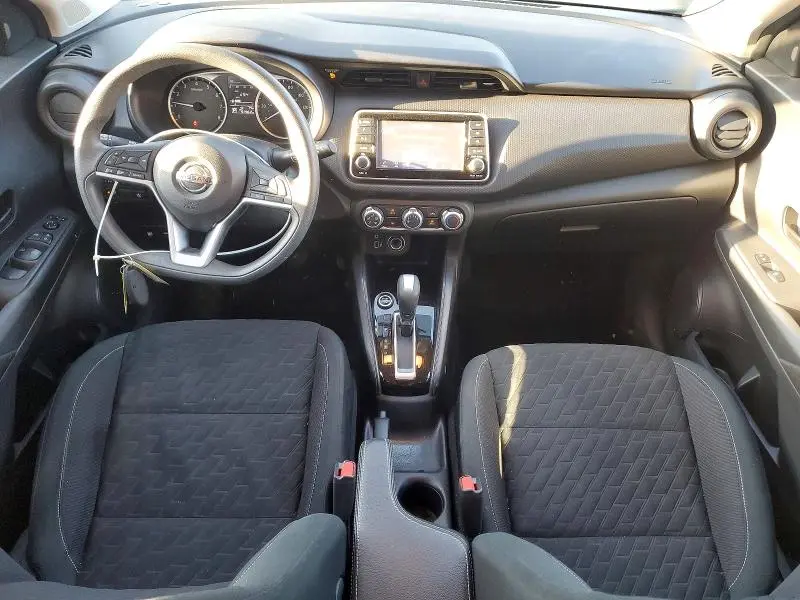 2021 NISSAN KICKS S  