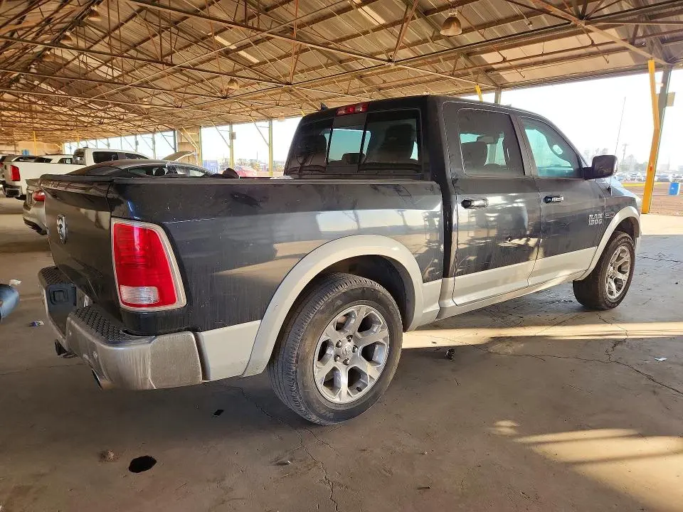2015 RAM 1500 LARAMIE  