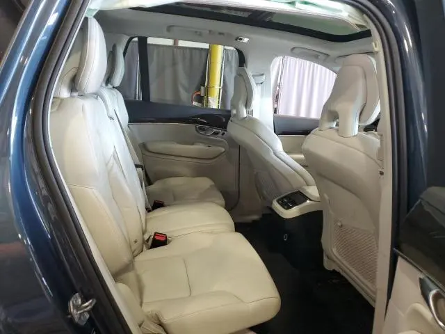 2018 VOLVO XC90 T5  