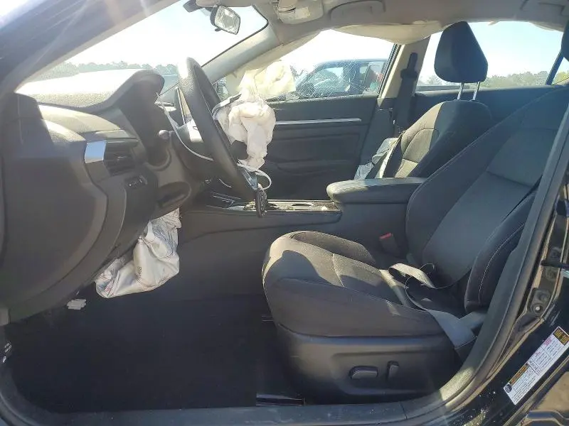 2023 NISSAN ALTIMA SV  