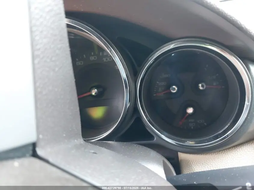 2010 CADILLAC CTS LUXURY