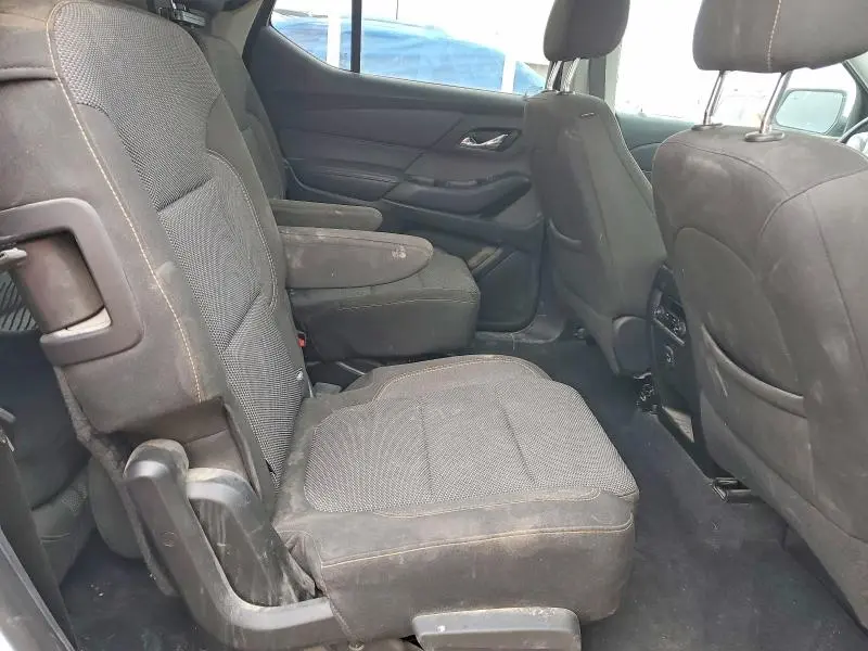 2021 CHEVROLET TRAVERSE LT  