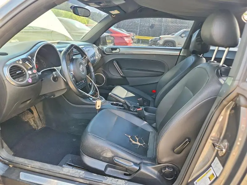 2012 VOLKSWAGEN BEETLE   
