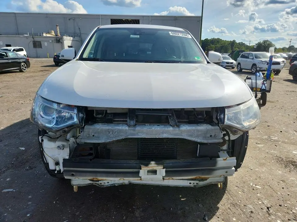 2014 MITSUBISHI OUTLANDER GT  