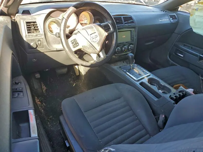 2014 DODGE CHALLENGER SXT  