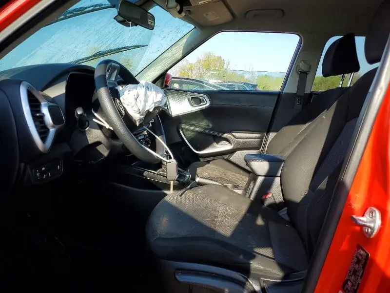 2022 KIA SOUL LX  