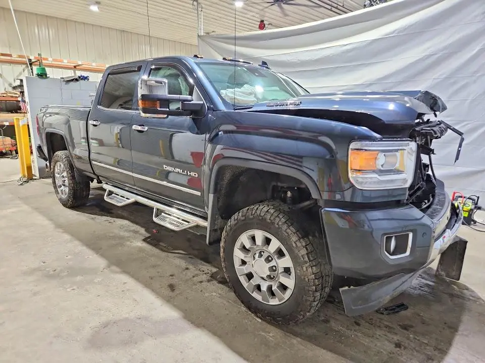 2018 GMC SIERRA K2500 DENALI  