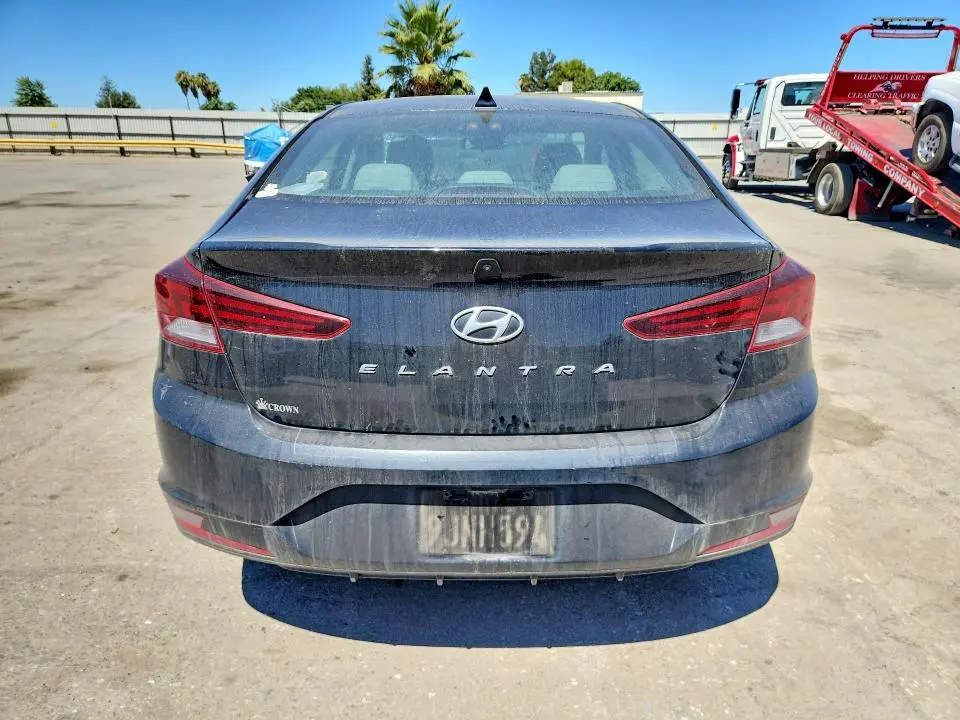2020 HYUNDAI ELANTRA SEL  