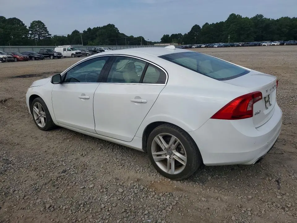2015 VOLVO S60 PREMIER+  