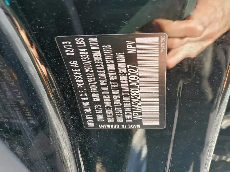 2013 PORSCHE CAYENNE   