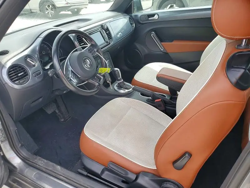 2017 VOLKSWAGEN BEETLE 1.8T  