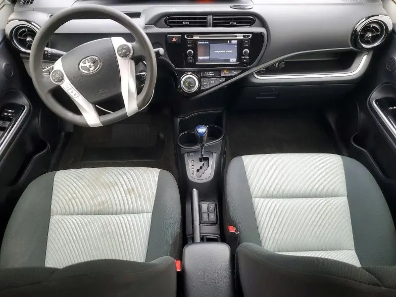 2016 TOYOTA PRIUS C TWO  
