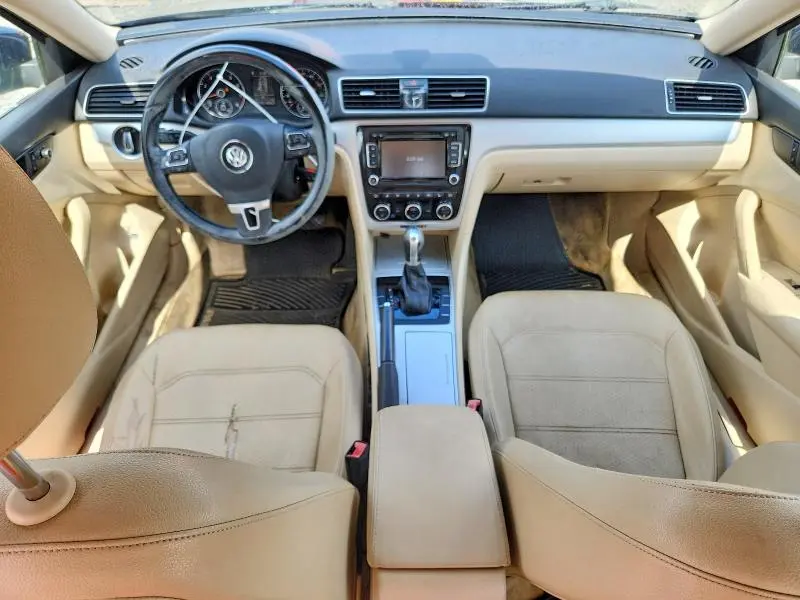 2012 VOLKSWAGEN PASSAT SE  
