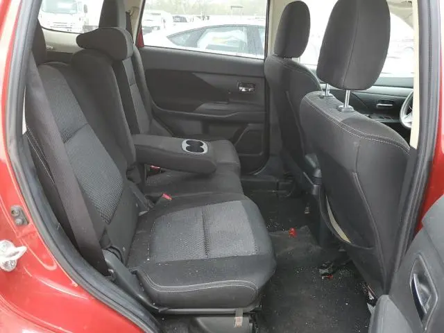 2018 MITSUBISHI OUTLANDER ES  