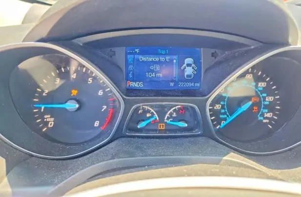 2015 FORD ESCAPE SE  