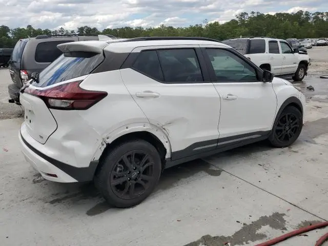 2023 NISSAN KICKS SR  