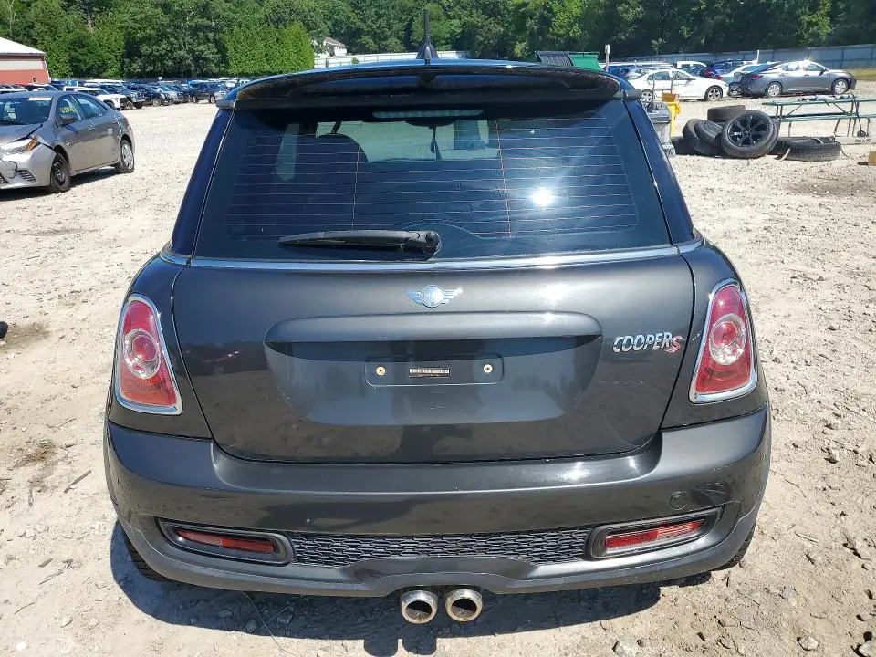2013 MINI COOPER S  