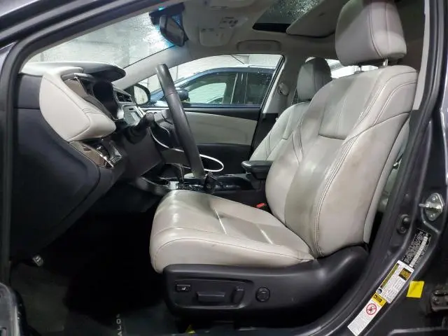 2015 TOYOTA AVALON XLE  