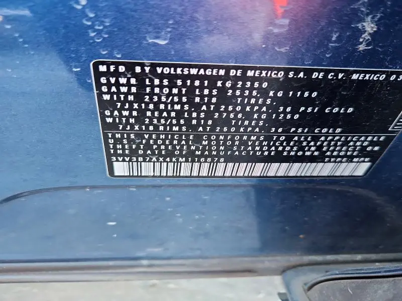 2019 VOLKSWAGEN TIGUAN SE  
