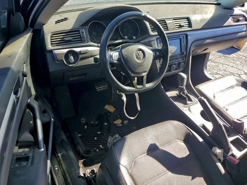 2018 VOLKSWAGEN PASSAT S  